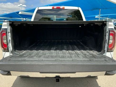 Used 2018 GMC Sierra 1500 SLT w/ SLT Premium Package AWD/4WD image 6