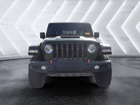 Used 2021 Jeep Gladiator Mojave w/ Cold Weather Group AWD/4WD image 2