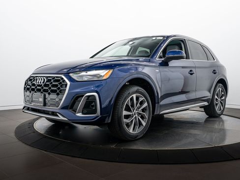 Certified 2023 Audi Q5 2.0T Premium w/ Convenience Package AWD/4WD image 7