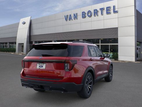 Used 2026 Ford Explorer ST-Line AWD/4WD image 8