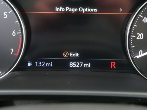 Used 2023 Buick Envision Avenir AWD/4WD image 35