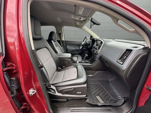 Used 2017 Chevrolet Colorado Z71 image 24