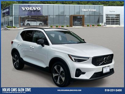 Used 2026 Volvo XC40 B5 Plus w/ Protection Package Premier