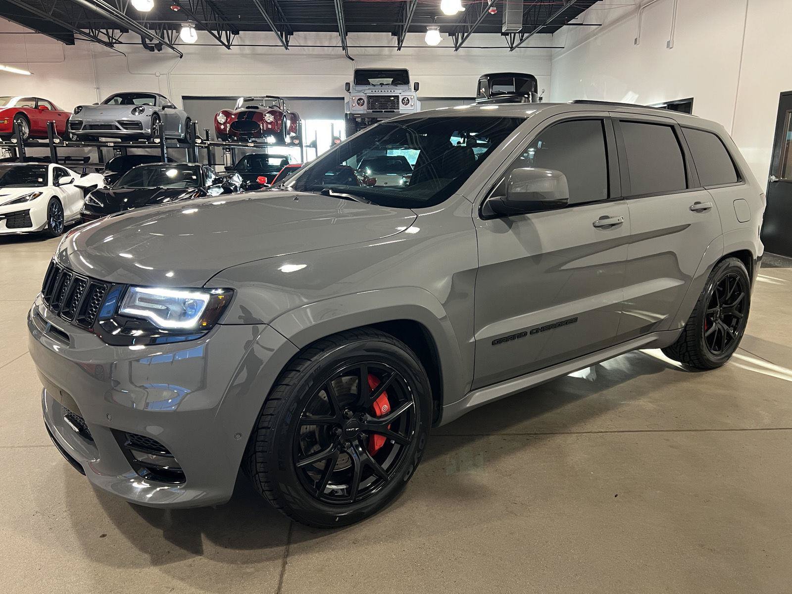 Used 2019 Jeep Grand Cherokee SRT AWD/4WD image 9