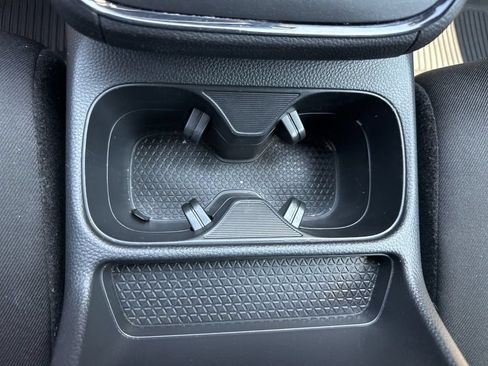 Used 2024 Honda CR-V EX image 25