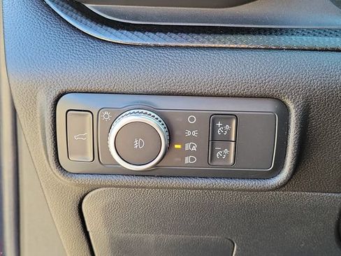 Used 2022 Ford Explorer ST-Line RWD image 21