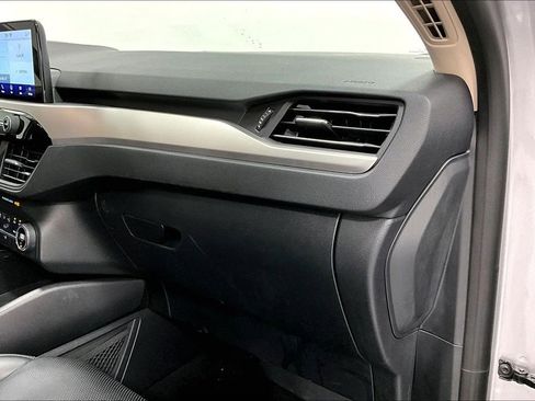 Used 2020 Ford Escape SEL image 19