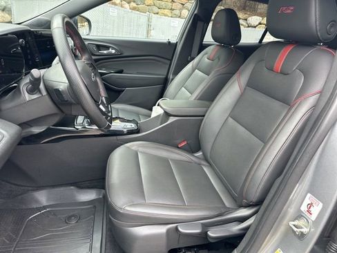 Used 2024 Chevrolet Trax RS w/ Driver Confidence Package image 13