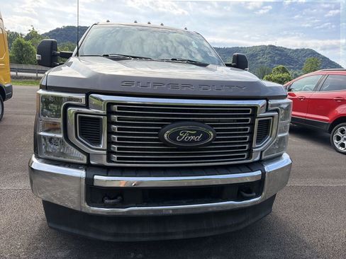 Used 2022 Ford F350 XL w/ STX Appearance Package AWD/4WD image 2