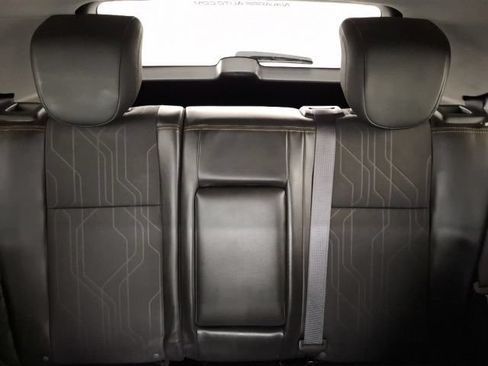Used 2019 Chevrolet Trax LT w/ LT Convenience Package FWD image 28
