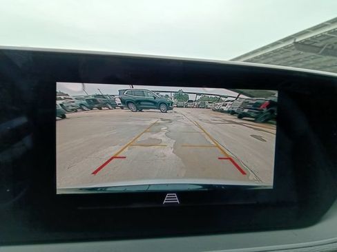 Used 2025 Buick Envista Sport Touring FWD image 9