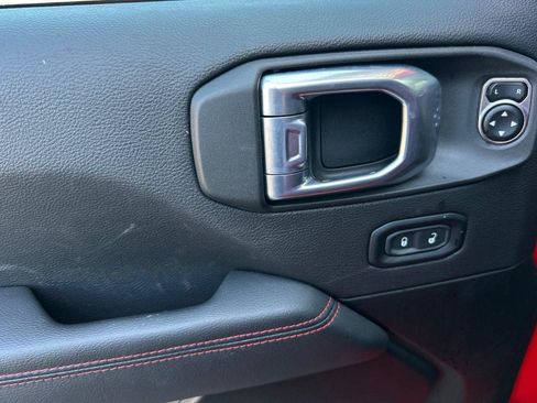 Used 2023 Jeep Wrangler Unlimited Rubicon 4xe image 10