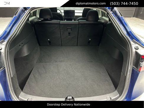 Used 2021 Tesla Model Y Long Range image 35