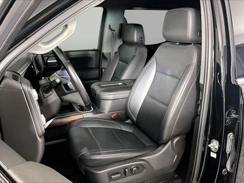 Used 2022 GMC Sierra 1500 SLT AWD/4WD image 8