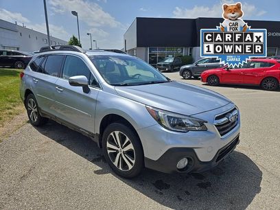 Used 2018 Subaru Outback 2.5i Limited w/ Popular Package #2