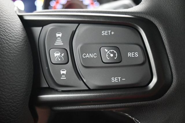 New 2026 Jeep Gladiator Sport AWD/4WD image 10