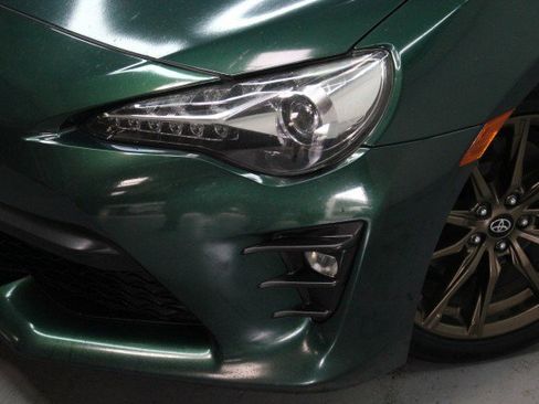 Used 2020 Toyota 86 image 2