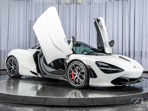 Used 2022 McLaren 720S Spider image 45