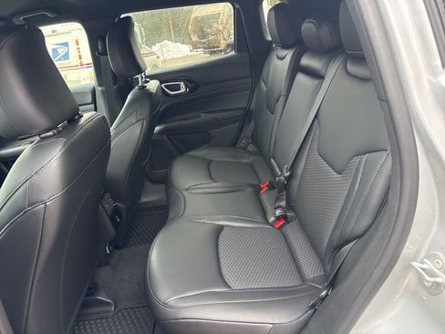 New 2026 Jeep Compass Latitude AWD/4WD image 18