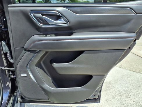 Used 2022 Chevrolet Tahoe RST w/ Luxury Package RWD image 12