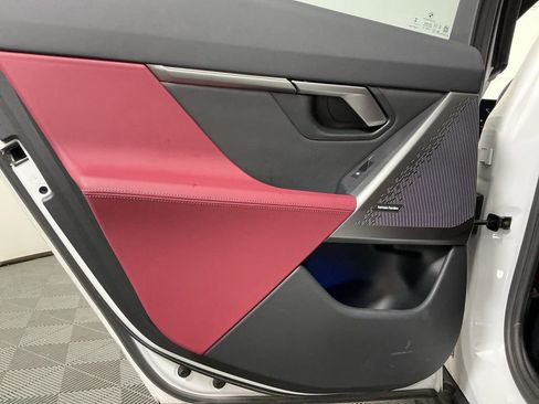 Certified 2024 BMW i5 eDrive40i w/ Premium Package image 27