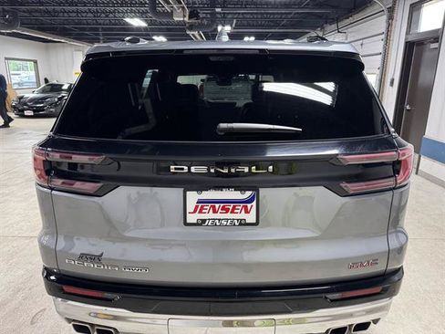 Certified 2026 GMC Acadia Denali w/ Super Cruise Package AWD/4WD image 5
