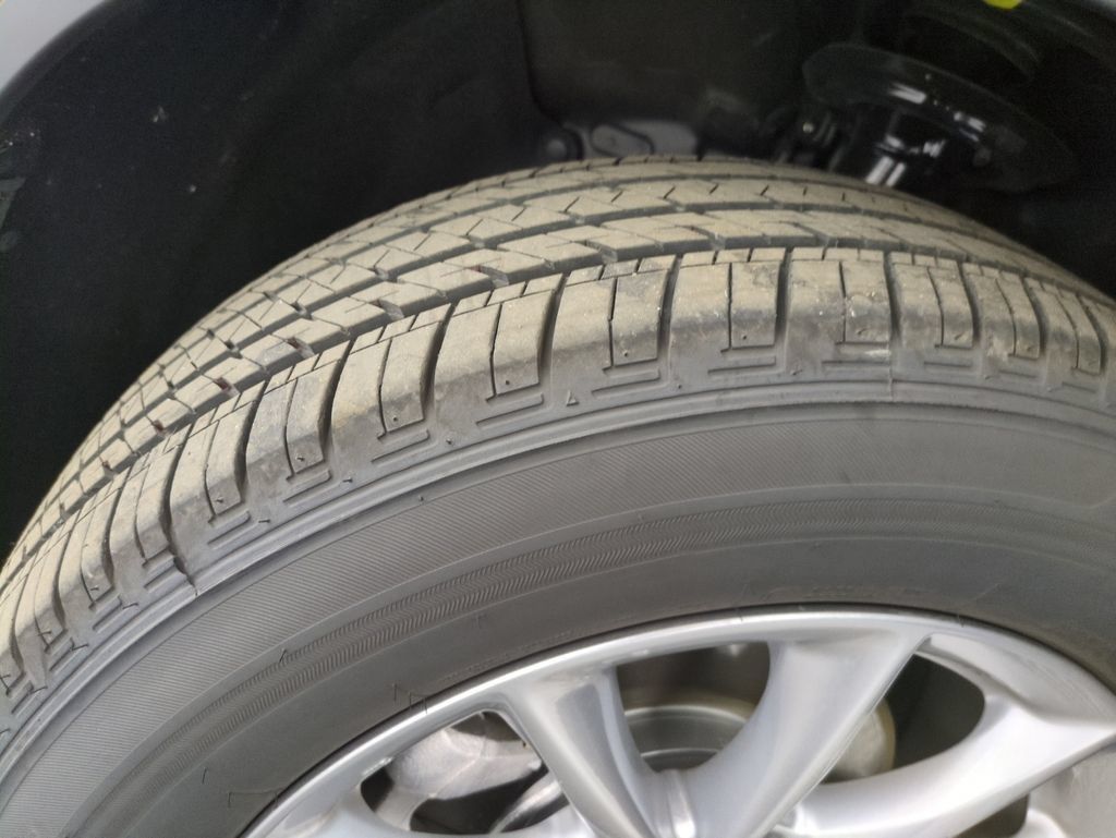 Certified 2026 Honda CR-V EX image 31