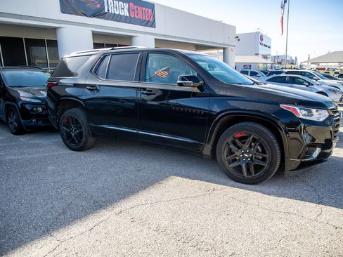 Used 2018 Chevrolet Traverse Premier w/ Redline Edition image 7