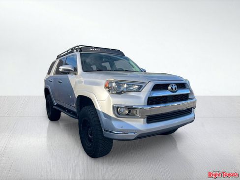 Used 2015 Toyota 4Runner Limited AWD/4WD image 5