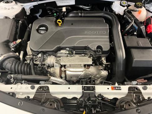 Used 2024 Chevrolet Malibu LS FWD image 7