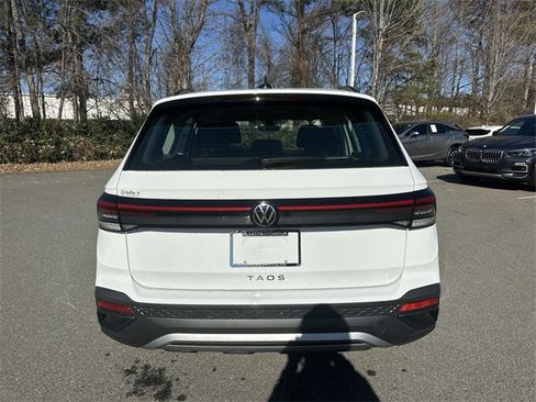 New 2026 Volkswagen Taos S image 4
