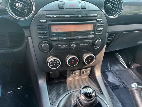 Used 2013 MAZDA MX-5 Miata Grand Touring RWD image 34