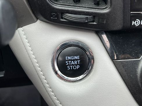 Used 2017 Toyota RAV4 XLE image 28