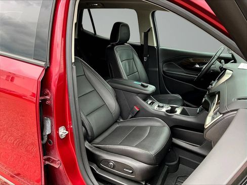 Used 2019 GMC Terrain Denali w/ Advanced Safety Package AWD/4WD image 31