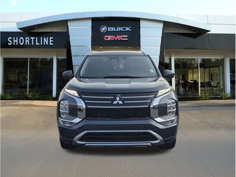 Used 2025 Mitsubishi Outlander SEL AWD/4WD image 8
