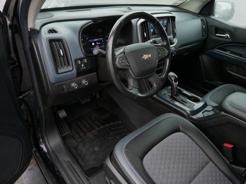 Used 2022 Chevrolet Colorado Z71 AWD/4WD image 21