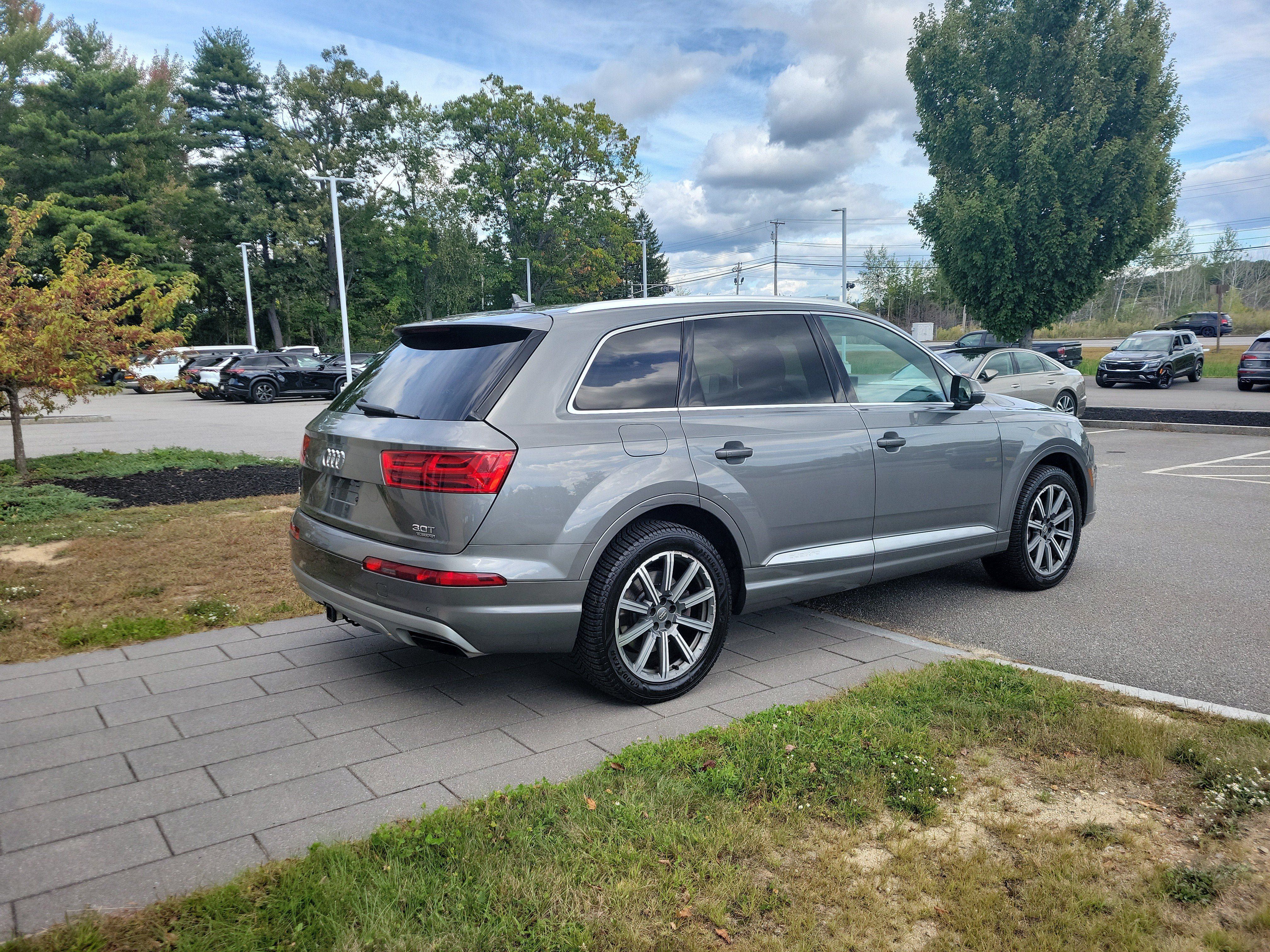 Used 2017 Audi Q7 3.0T Premium Plus w/ Premium Plus Package AWD/4WD image 7