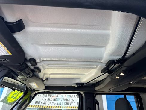 Used 2025 Jeep Wrangler Unlimited Sahara AWD/4WD image 32
