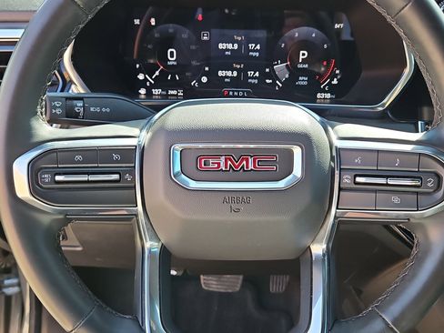 Used 2024 GMC Canyon Elevation w/ Elevation Premium Package image 21