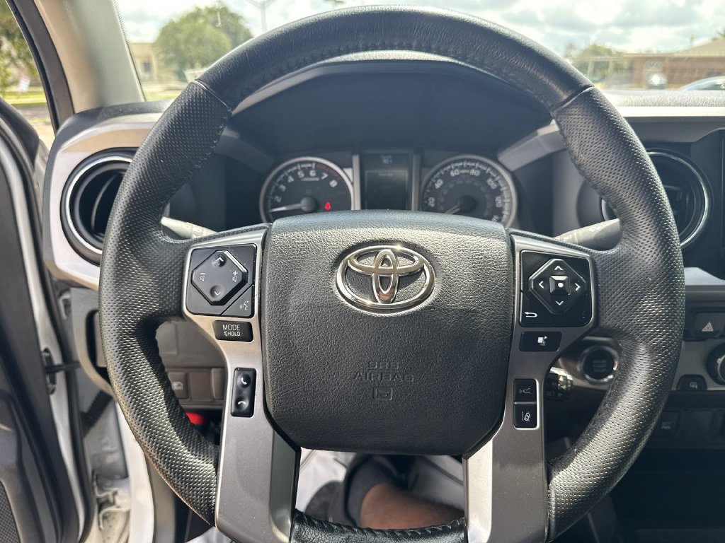 Used 2023 Toyota Tacoma SR5 RWD image 16