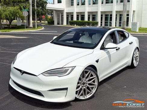 Used 2022 Tesla Model S Plaid AWD/4WD image 8