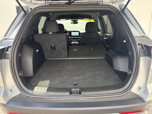 Used 2025 Chevrolet Equinox LT image 27