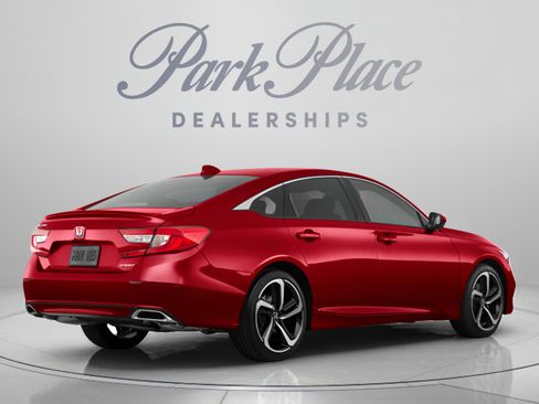 Used 2018 Honda Accord Sport image 3