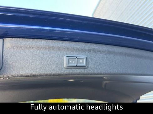 New 2025 Audi Q3 2.0T Premium image 16