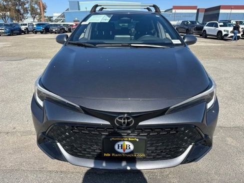 Used 2023 Toyota Corolla SE w/ SE Premium Package FWD image 2