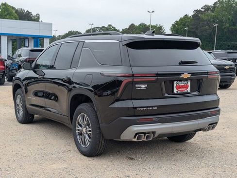 New 2026 Chevrolet Traverse LT FWD image 4