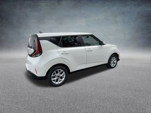 New 2025 Kia Soul LX w/ LX Technology Package image 23