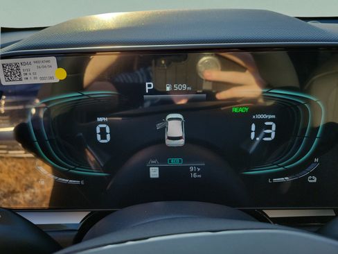 New 2026 Kia Niro EX FWD image 26