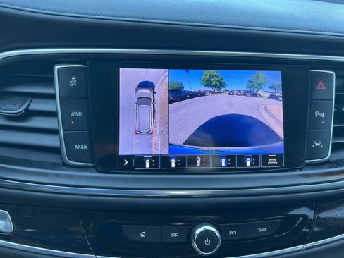 Used 2020 Buick Enclave Avenir w/ Avenir Technology Package AWD/4WD image 42