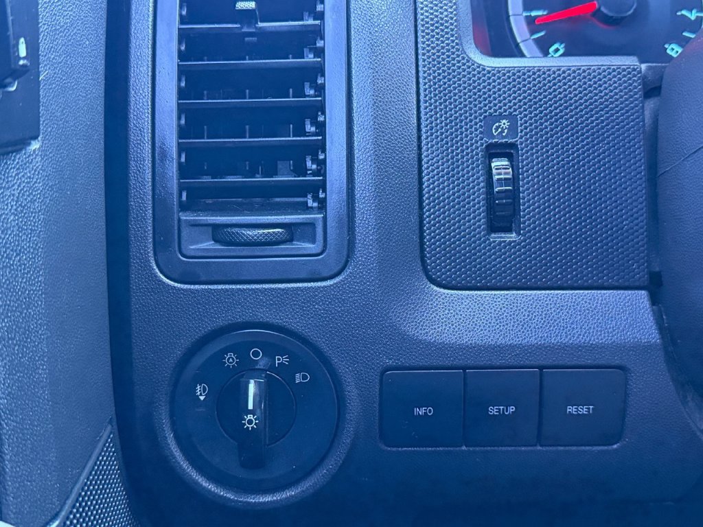 Used 2012 Ford Escape XLT FWD image 19